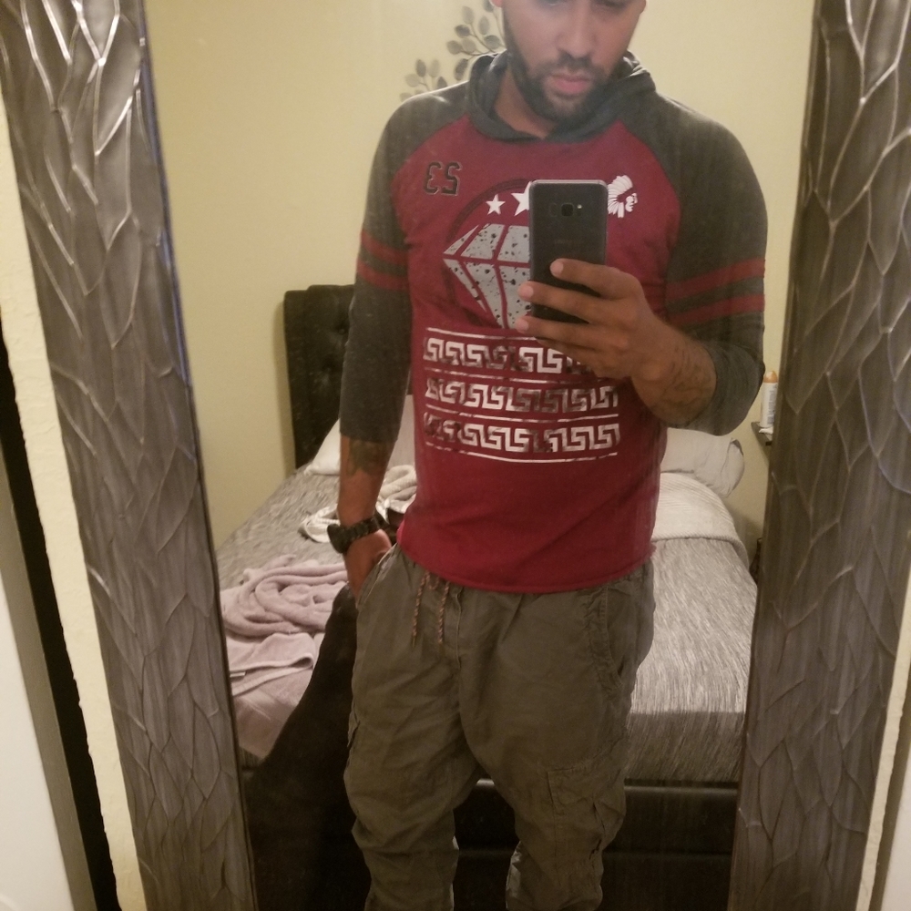 Meet your Posher, Adam